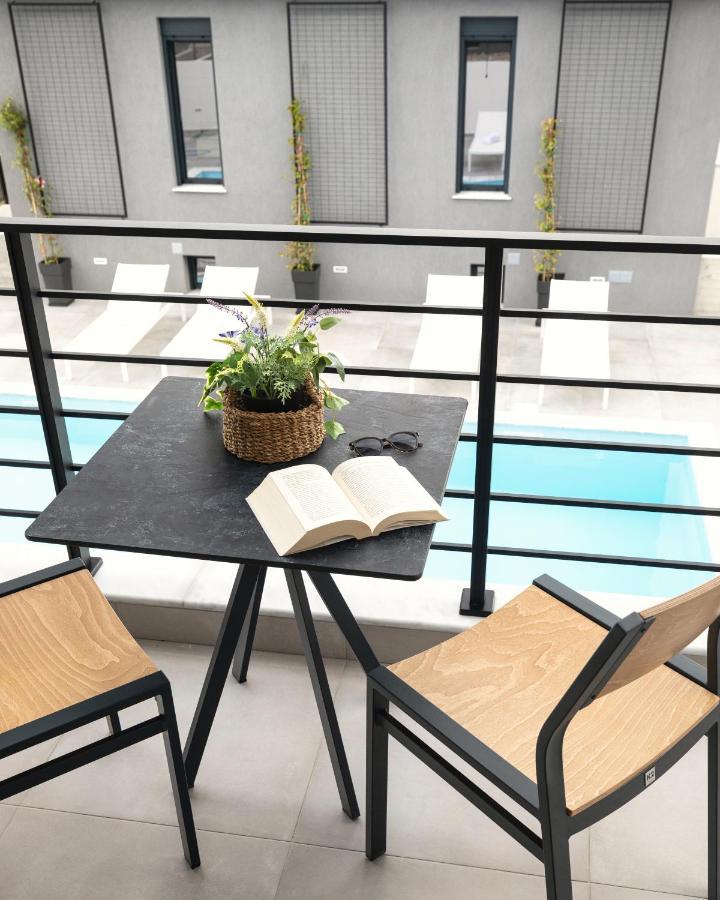 Nea Iraklitsa Cove Suites מראה חיצוני תמונה